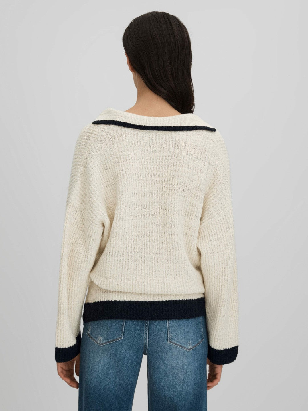 Women Wool Blend Open Collar Jumper in Cream/Navy
