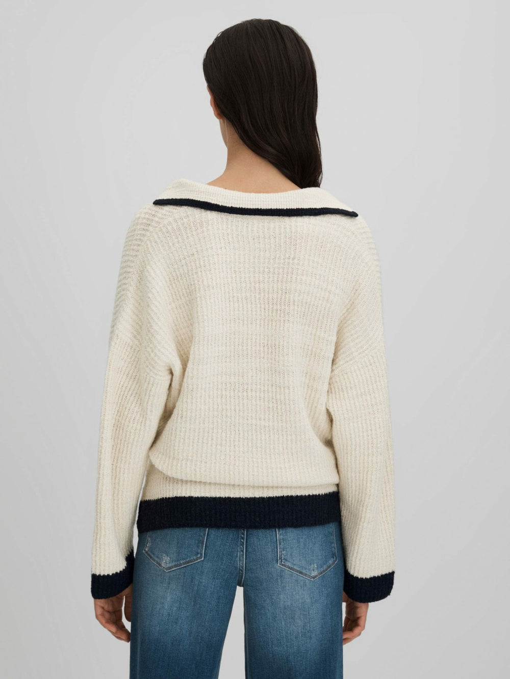 Women Wool Blend Open Collar Jumper in Cream/Navy