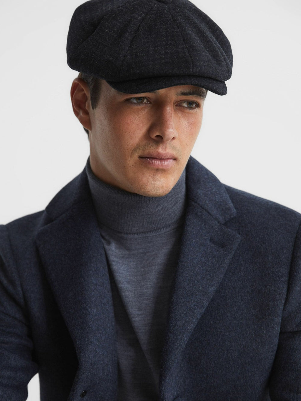 Men Wool Blend Baker Boy Cap in Navy