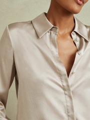 Women Silk Double-Cuff Button-Through Shirt in Champagne
