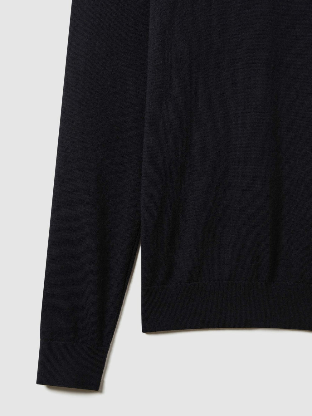 Men Merino Wool Crew Neck Jumper in Navy
