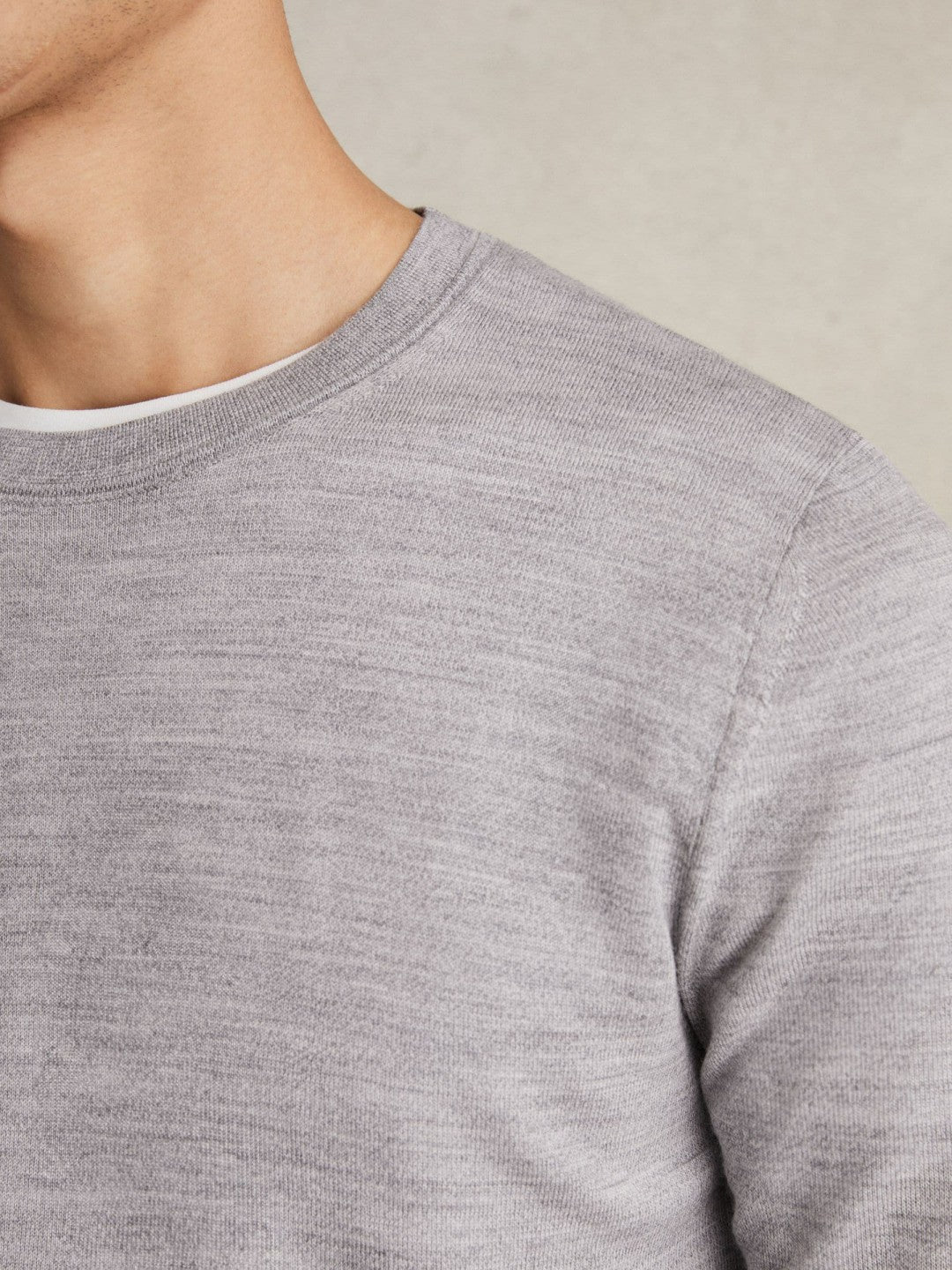 Men Merino Wool Crew Neck Jumper in Soft Grey Mouline