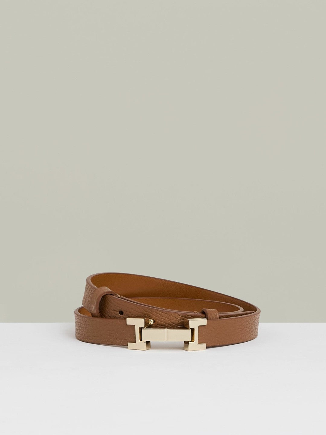 Women Leather Square Hinge Belt in Tan