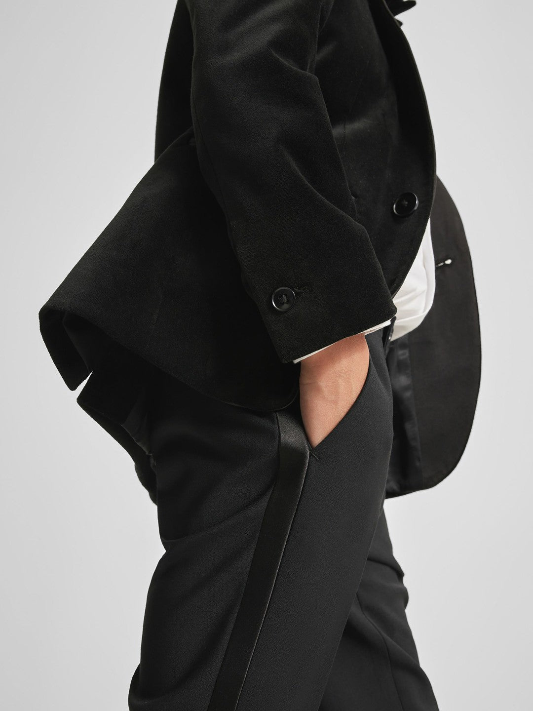 Children & Baby 4-9 yrs Single Breasted Velvet Blazer in Black