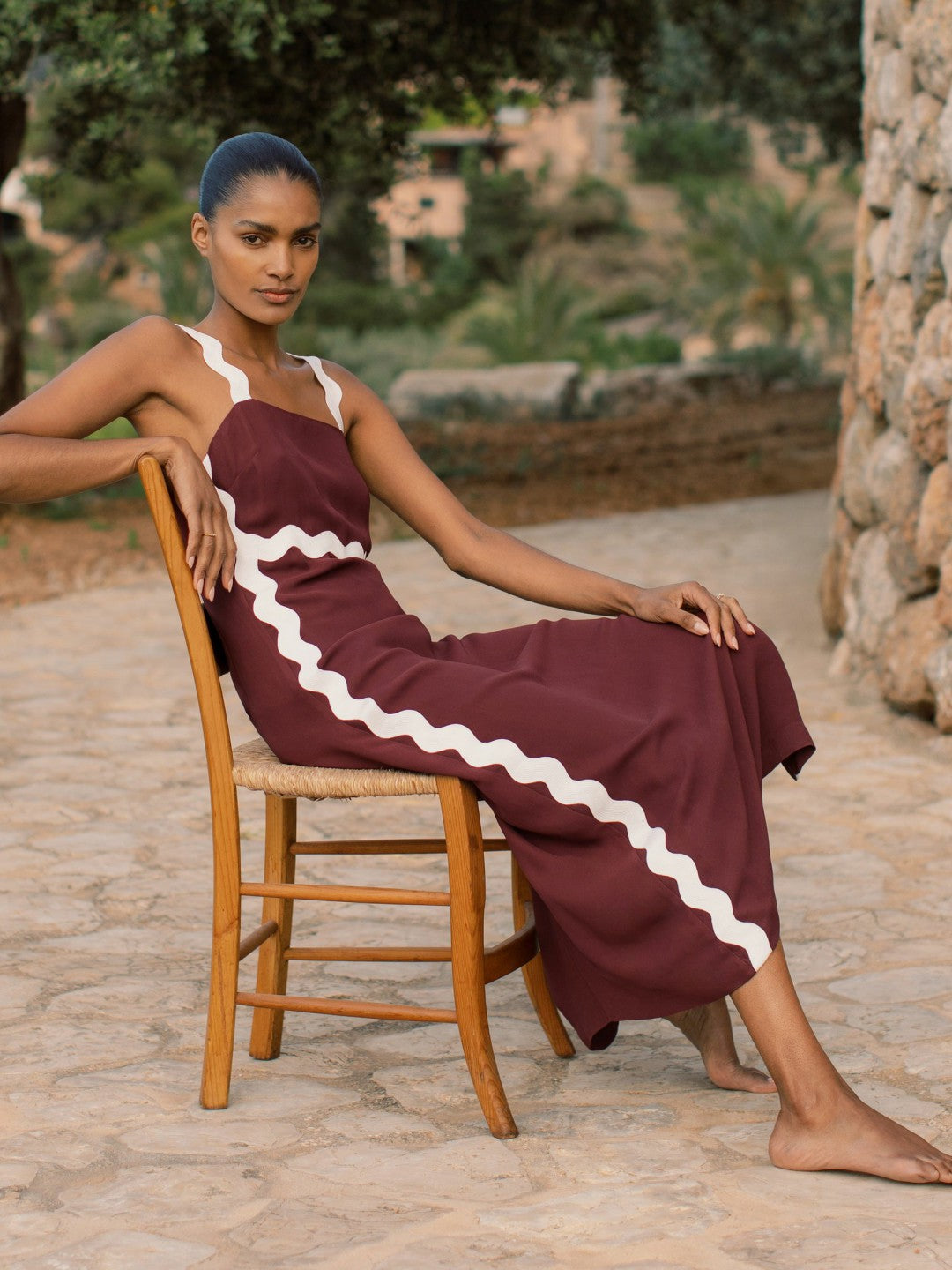 Women Wave-Trim Crepe Midi Dress in Burgundy