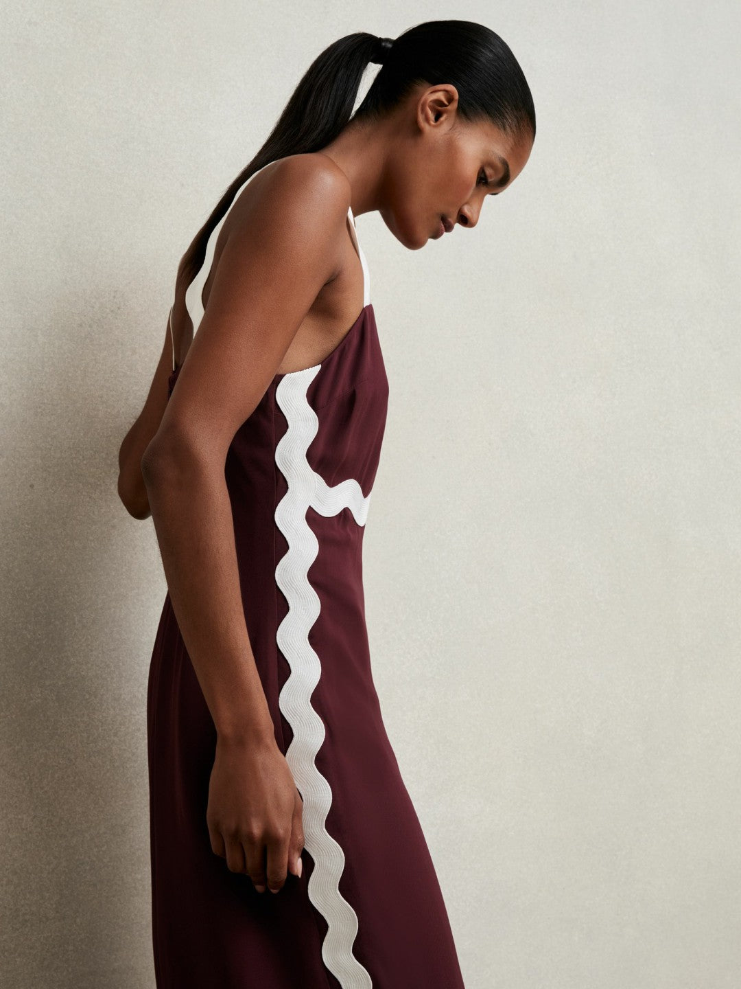 Women Wave-Trim Crepe Midi Dress in Burgundy