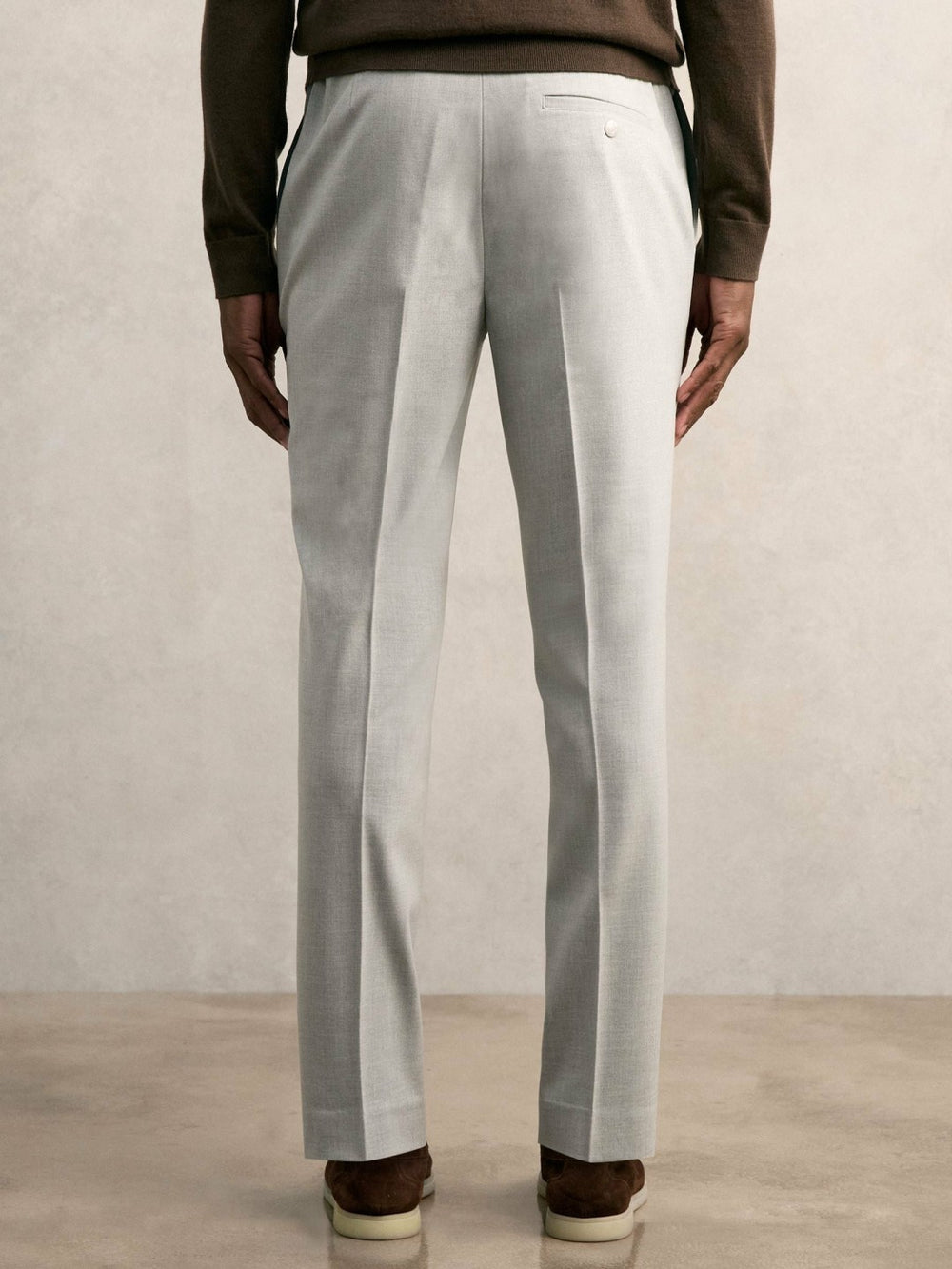 Men Slim-Fit Internal-Drawstring Trousers in Grey