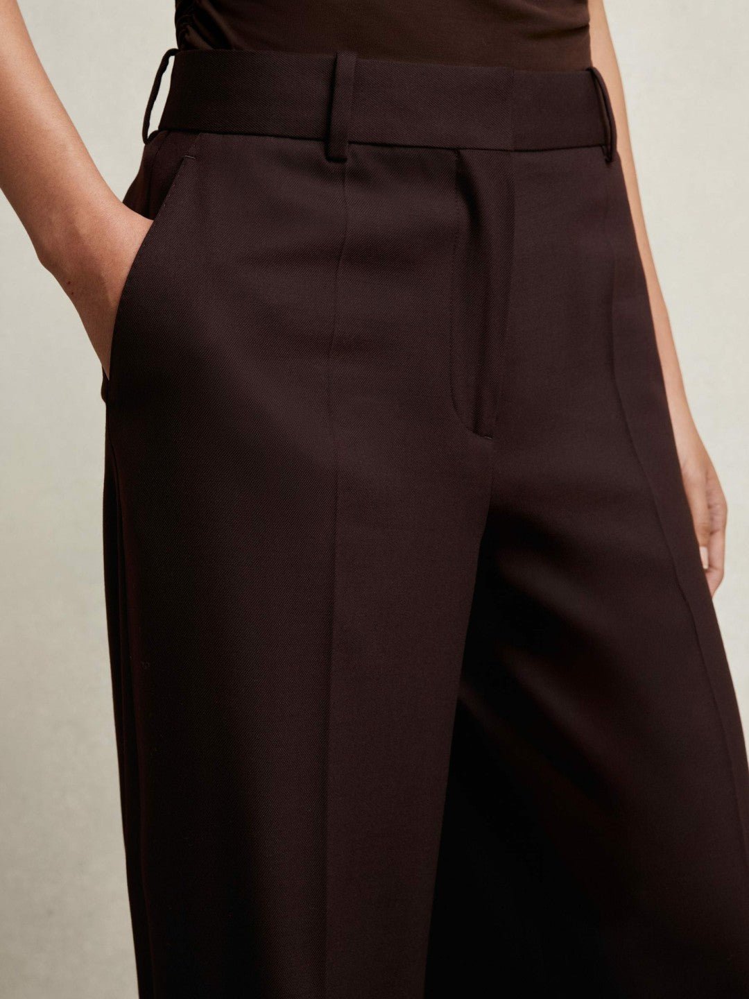 Women Wool-Blend Wide-Leg Suit Trousers in Aubergine