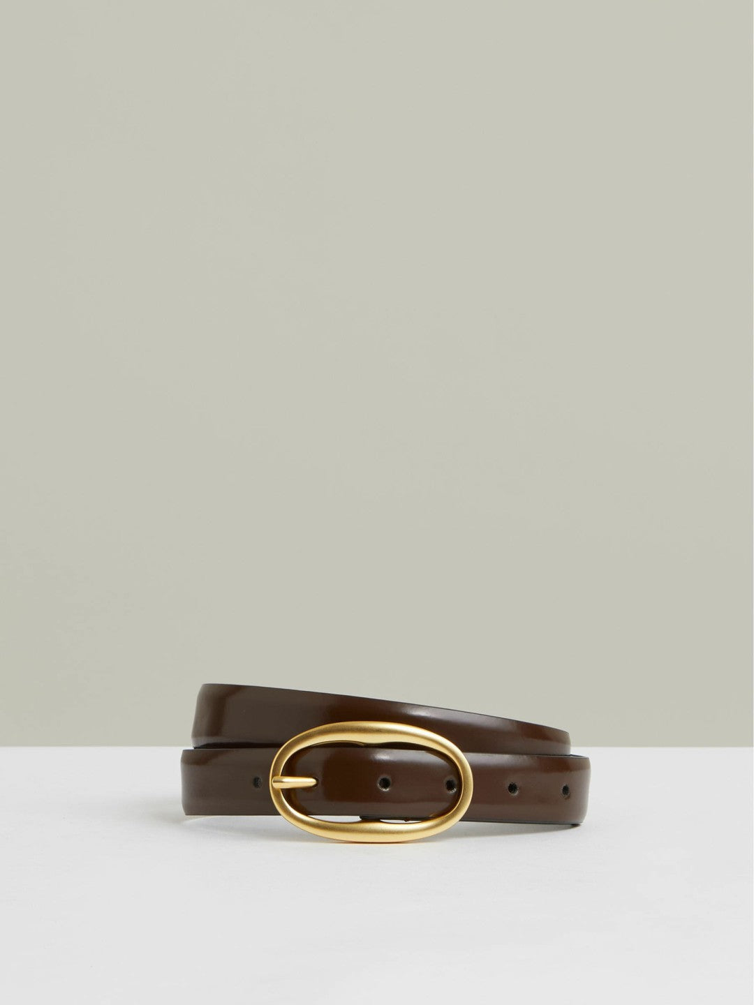 Women Patent Leather Oval Buckle Belt in Chocolate