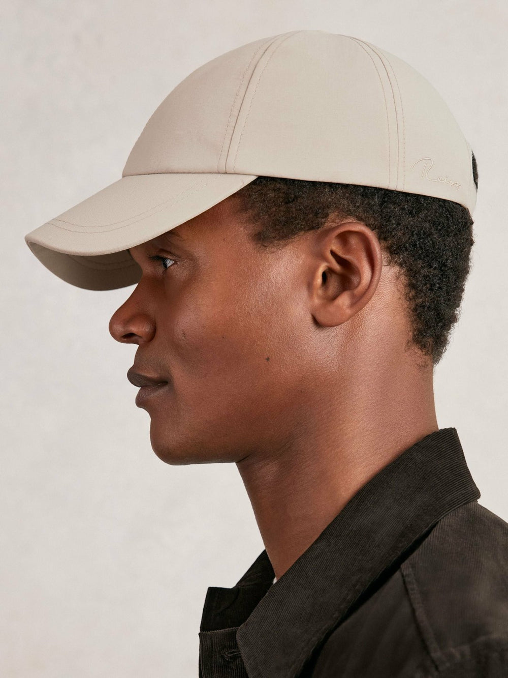 Men Embroidered-Logo Tech Baseball Cap in Stone