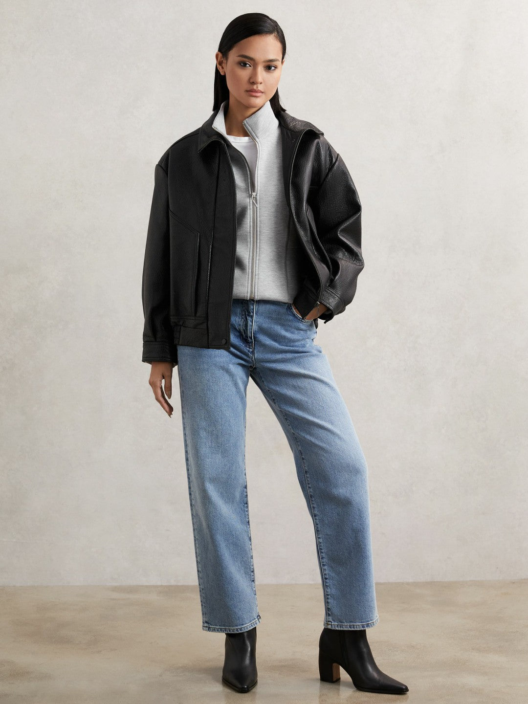 Women Funnel-Neck Zip-Through Sweatshirt in Grey