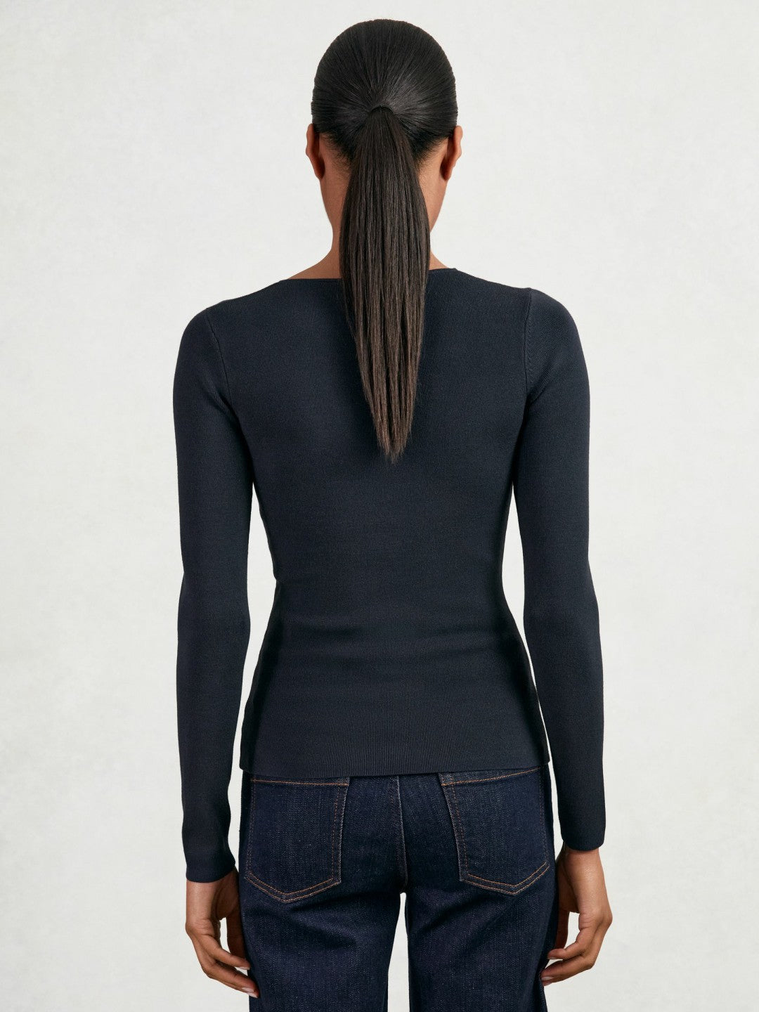 Women Chain-Detail Keyhole Knit Top in Navy