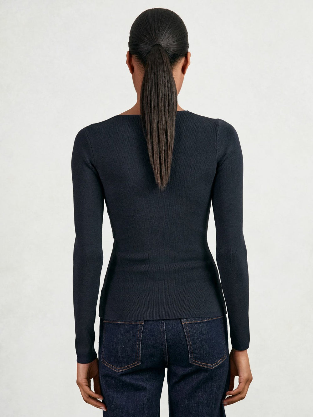 Women Chain-Detail Keyhole Knit Top in Navy