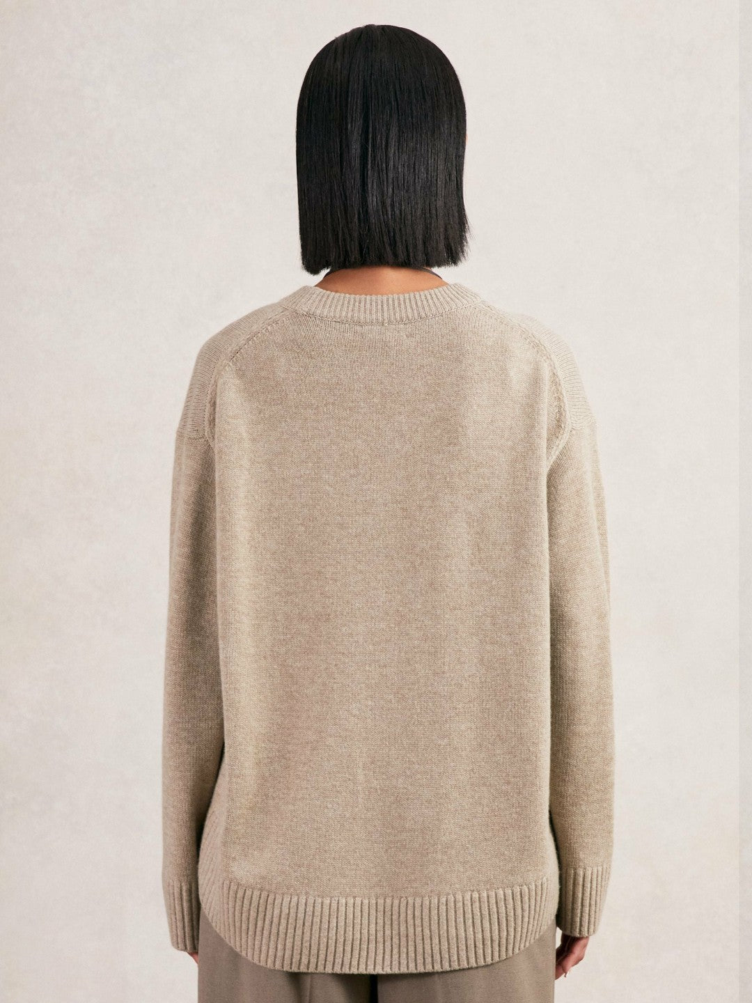 Women Wool-Cashmere Crew-Neck Jumper in Stone