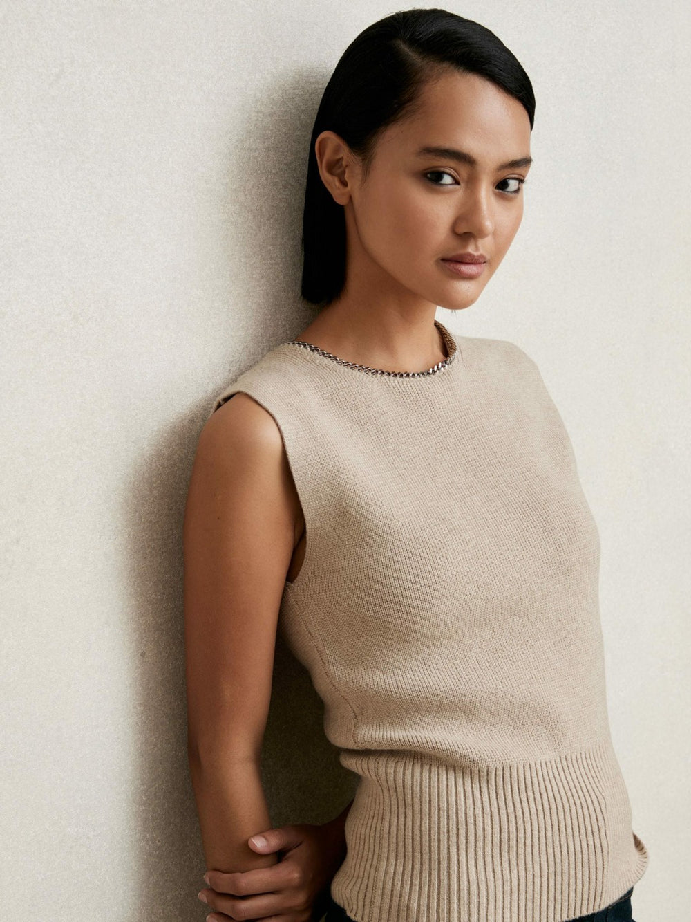 Women Wool-Blend Necklace-Trim Knitted Vest in Neutral