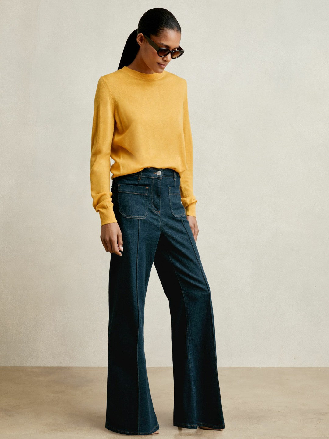 Women Merino Wool Crew-Neck Jumper in Yellow
