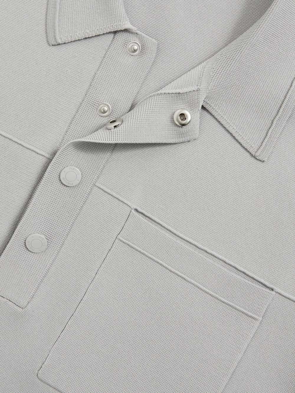 Men Press-Stud Seam-Detail Polo Shirt in Ice Grey