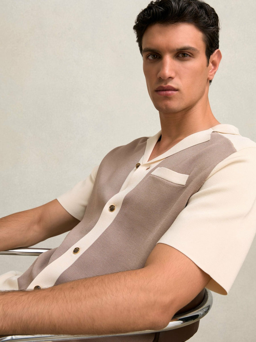 Men Colour-Block Cuban-Collar Knit Shirt in Taupe Brown/Light Stone