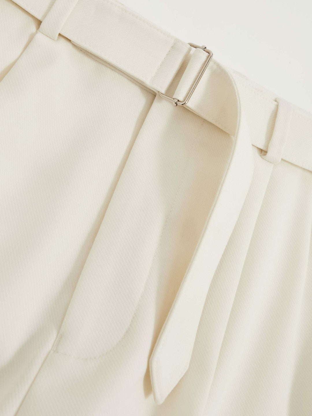 Men Wool-Blend Belted Pleated Trousers Regular-Fit in White