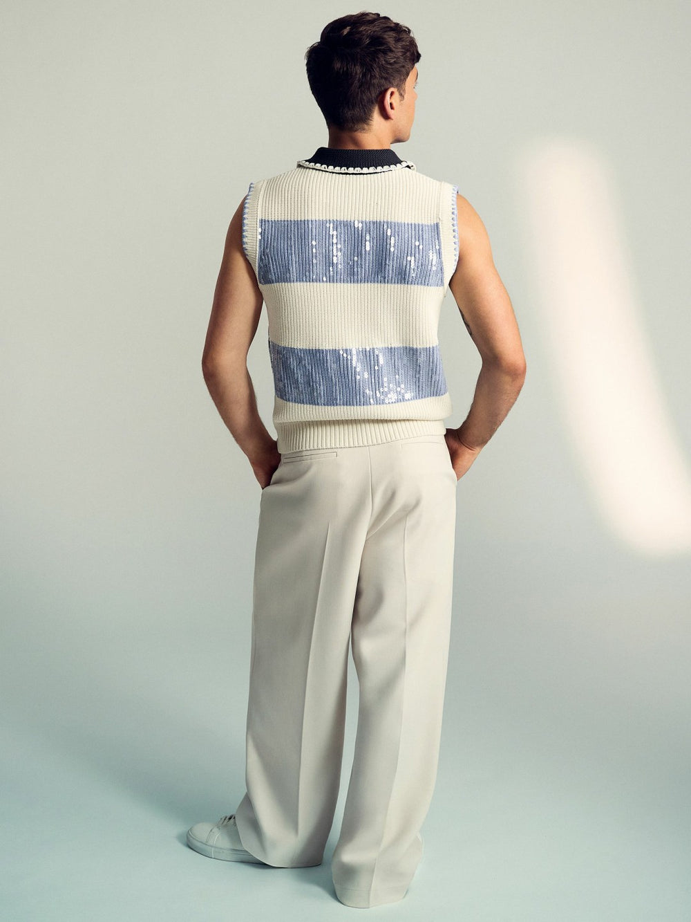 Men | Tom Daley Stripe Polo Vest in Soft Blue