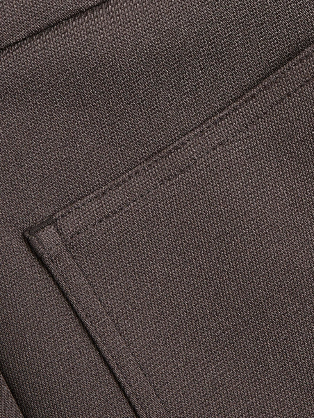 Women Twill Patch-Pocket Flared Trousers in Mauve Neutral