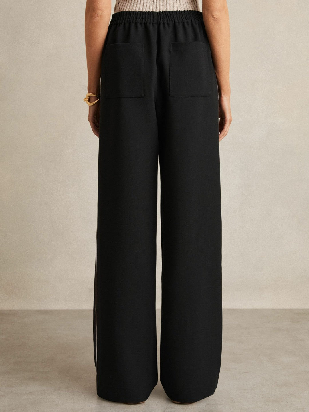 Women Side-Stripe Wide-Leg Trousers in Black