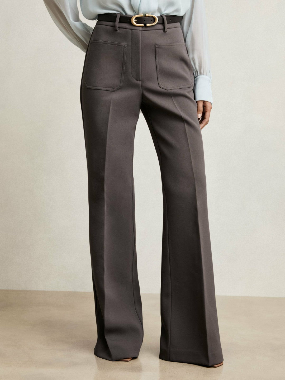 Women Petite Twill Patch-Pocket Flared Trousers in Mauve Neutral