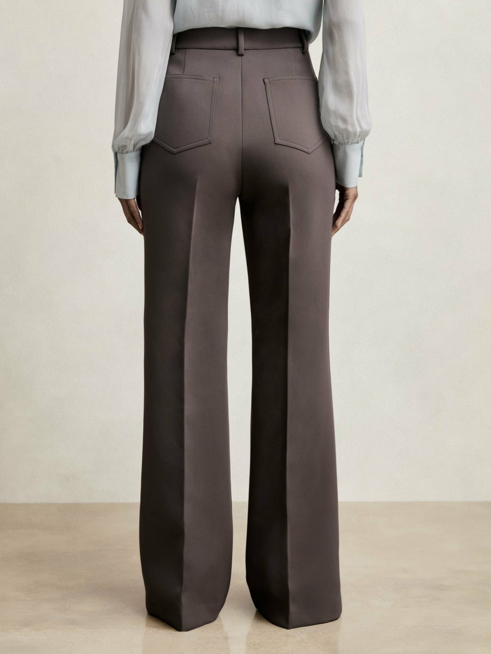 Women Petite Twill Patch-Pocket Flared Trousers in Mauve Neutral