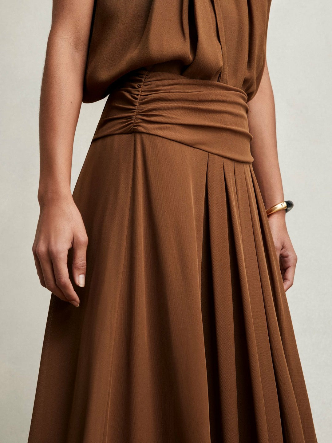 Women Jersey Ruched-Waist Maxi Skirt in Tan Brown