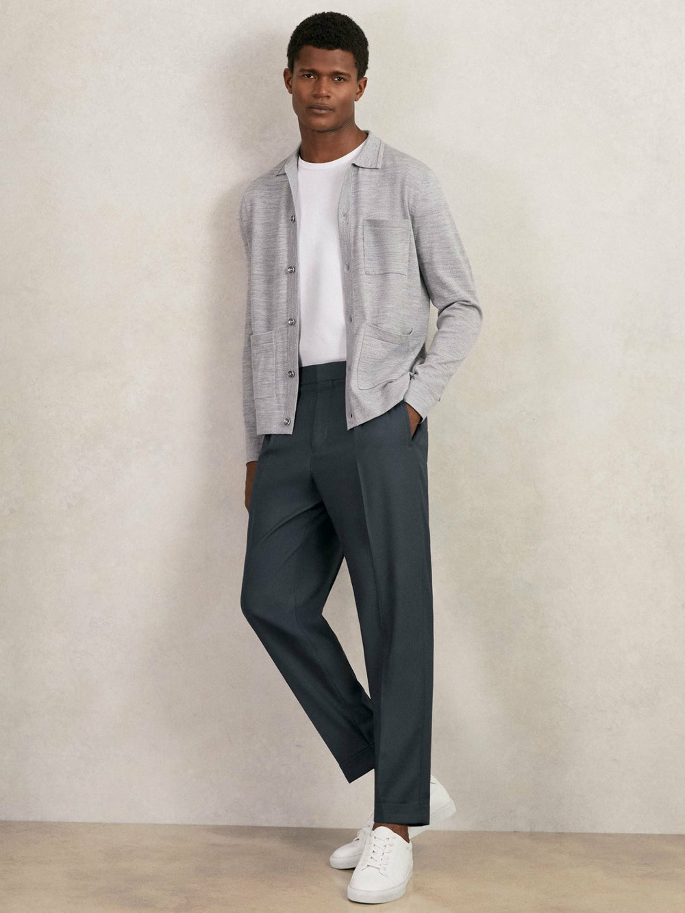 Men Relaxed-Fit Pleated Tapered Trousers in Steel Blue