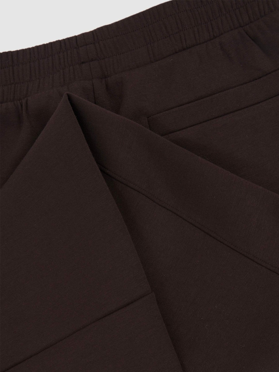Women Tapered Elasticated-Waist Joggers in Plum