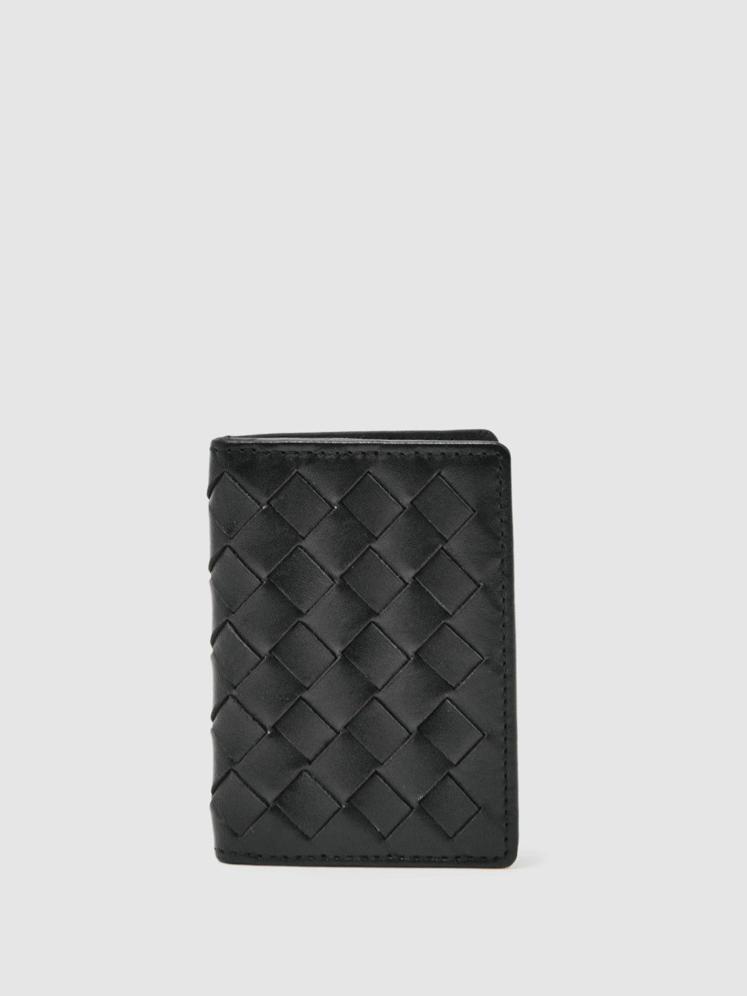 Men Leather Large Lattice-Effect Cardholder in Black
