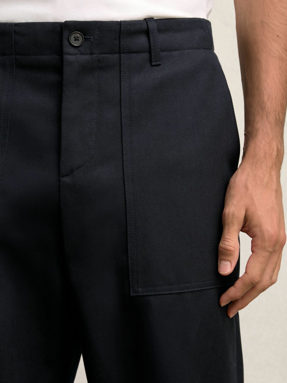 Men Lyocell Cotton Wide Utility Trousers in Navy