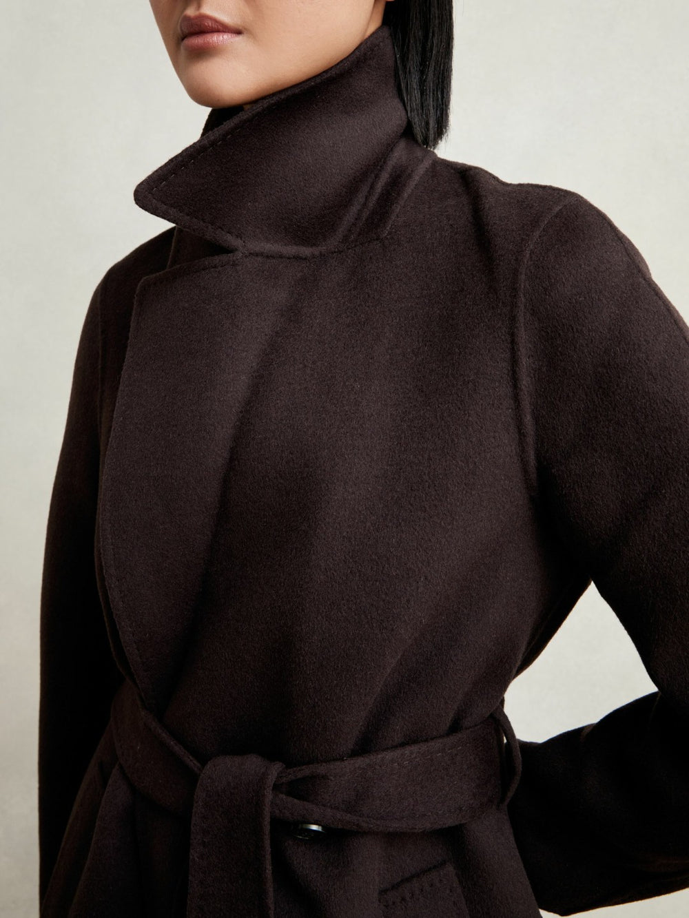 Women Double-Breasted Blindseam Coat Wool-Blend in Aubergine