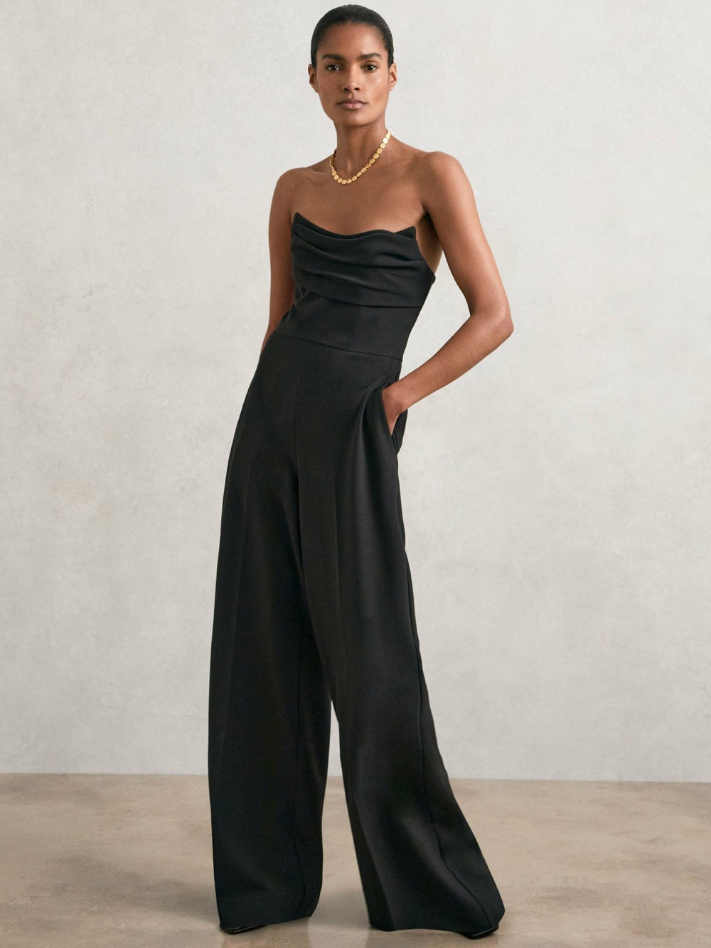 Women Structured Strapless Wide-Leg Jumpsuit in Black