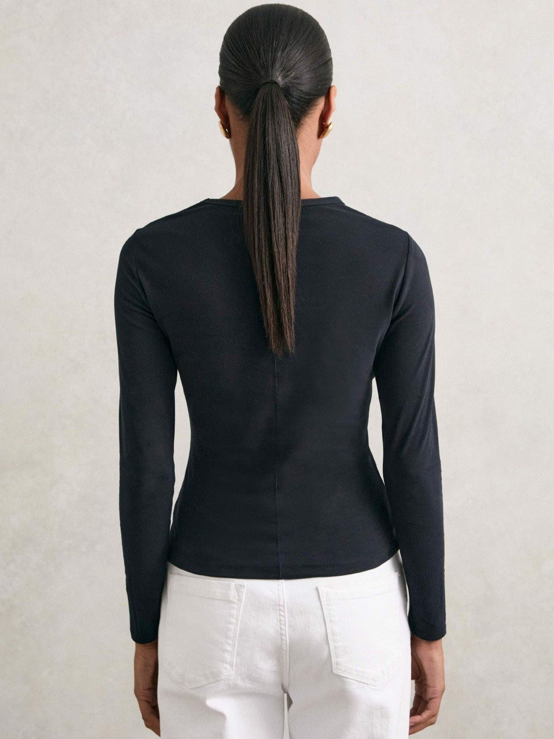 Women Cotton Crew-Neck Long-Sleeve T-Shirt With Stretch in Black