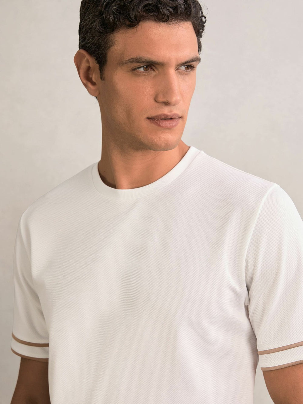 Men Textured Crew-Neck Tipped T-Shirt in White