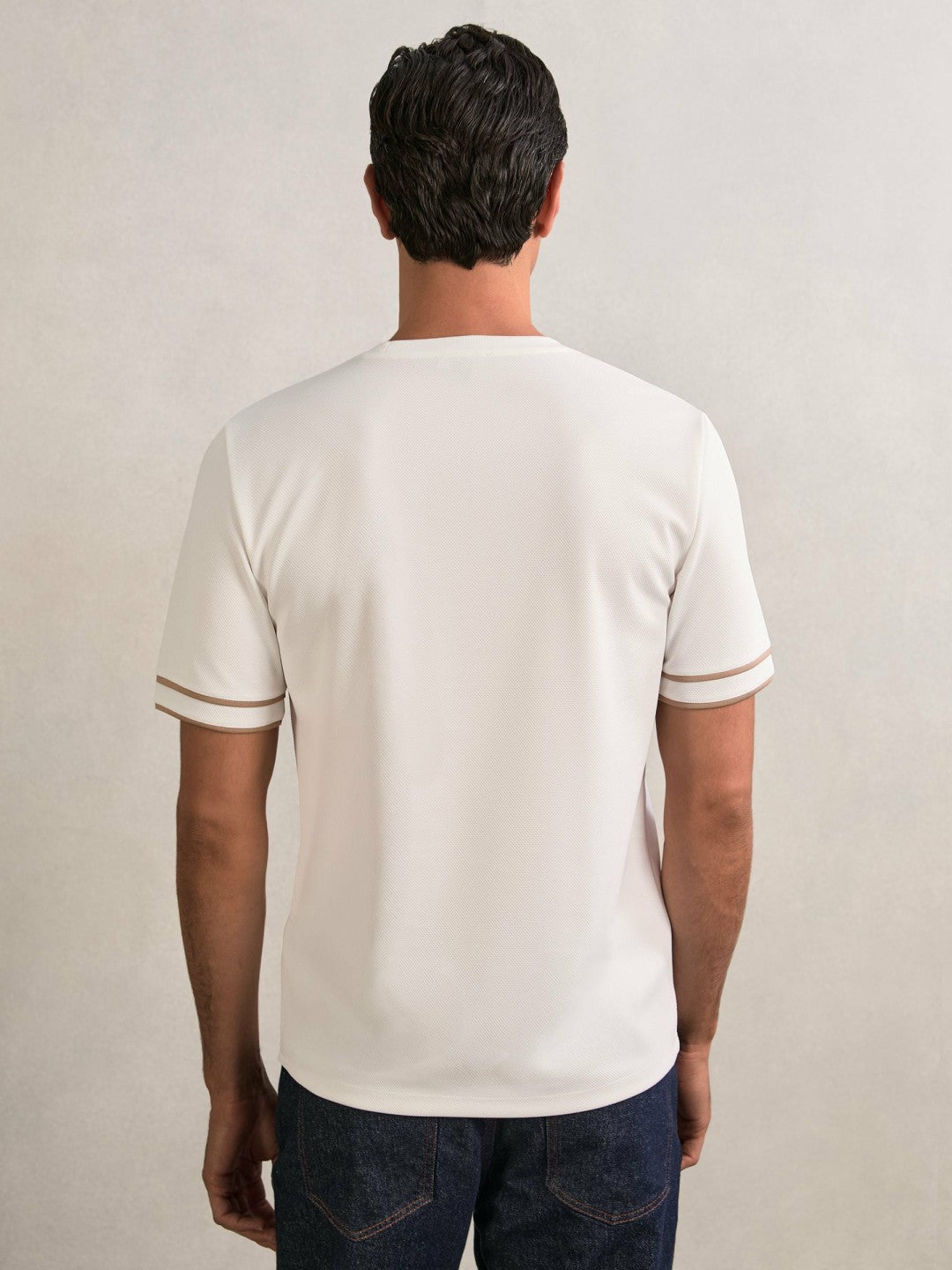 Men Textured Crew-Neck Tipped T-Shirt in White