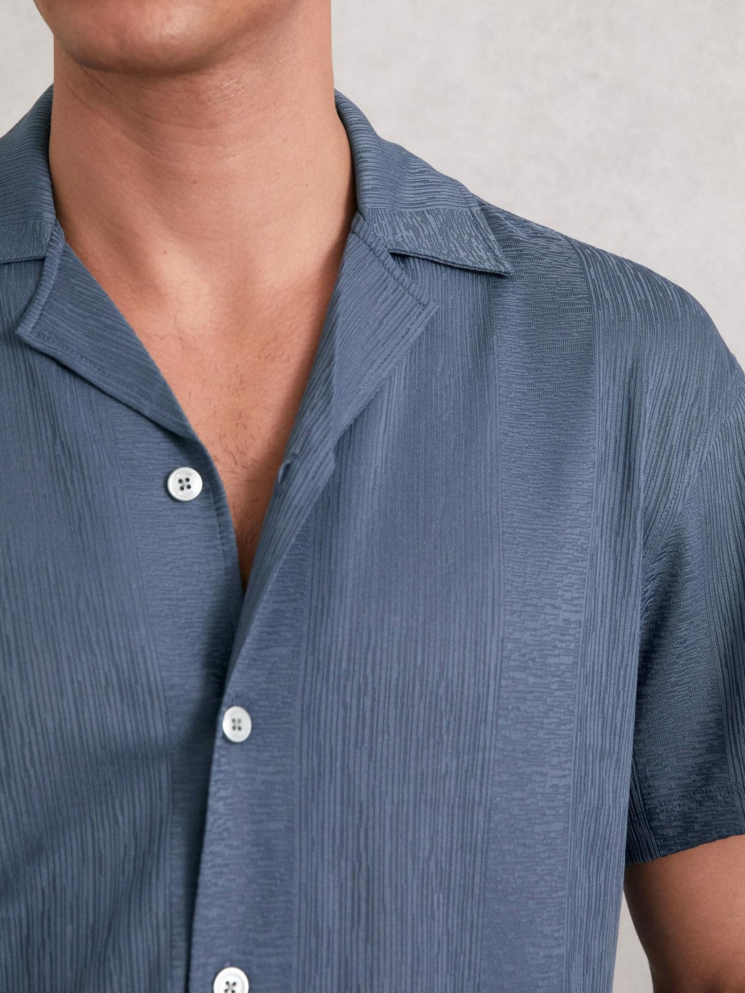 Men Jacquard-Stripe Cuban-Collar Shirt in Airforce Blue