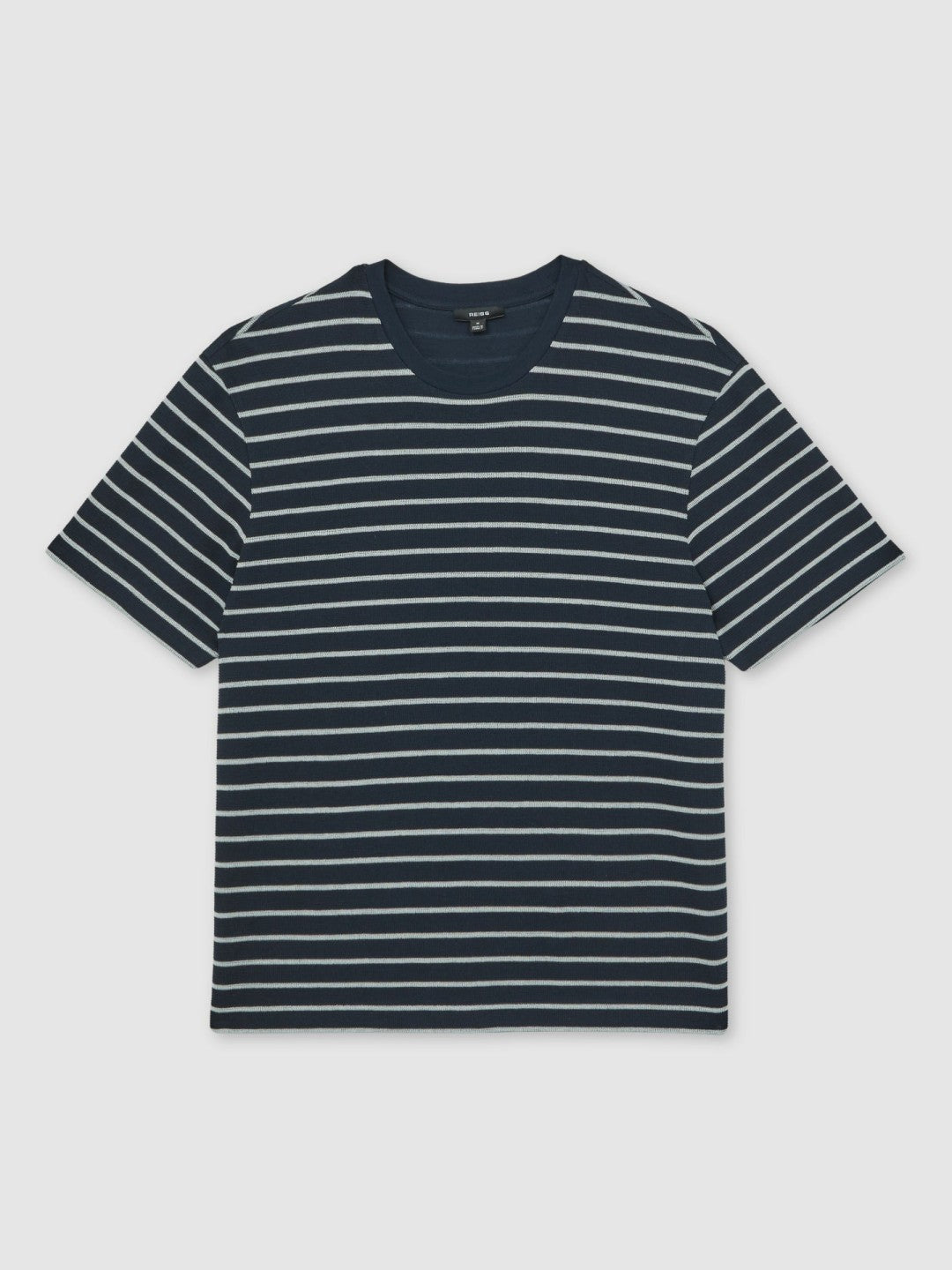 Men Cotton Textured Stripe T-Shirt in White/Navy