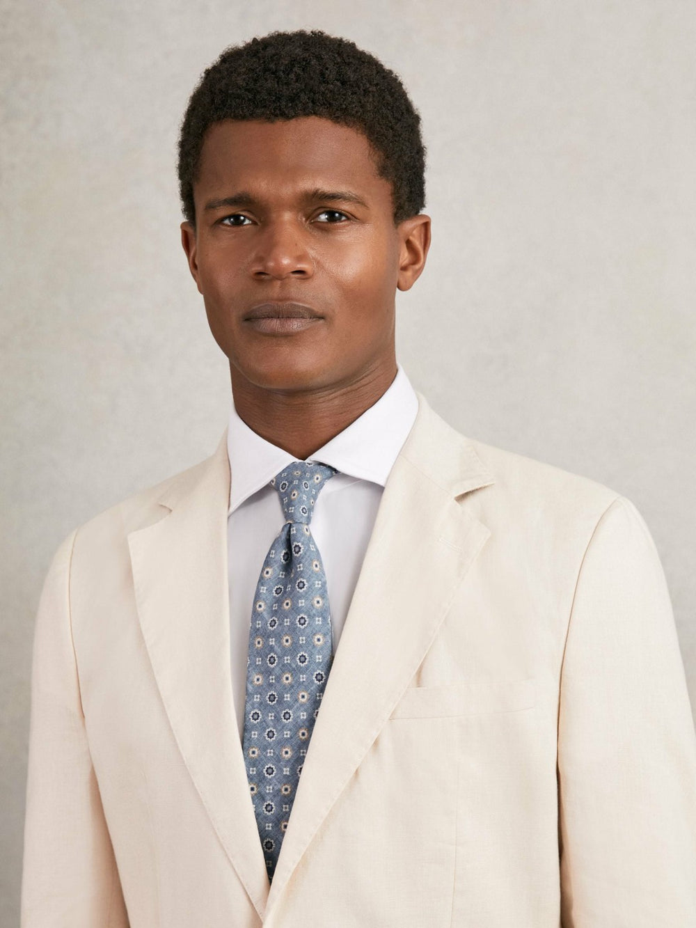 Men Silk Floral-Medallion Tie in Soft Blue
