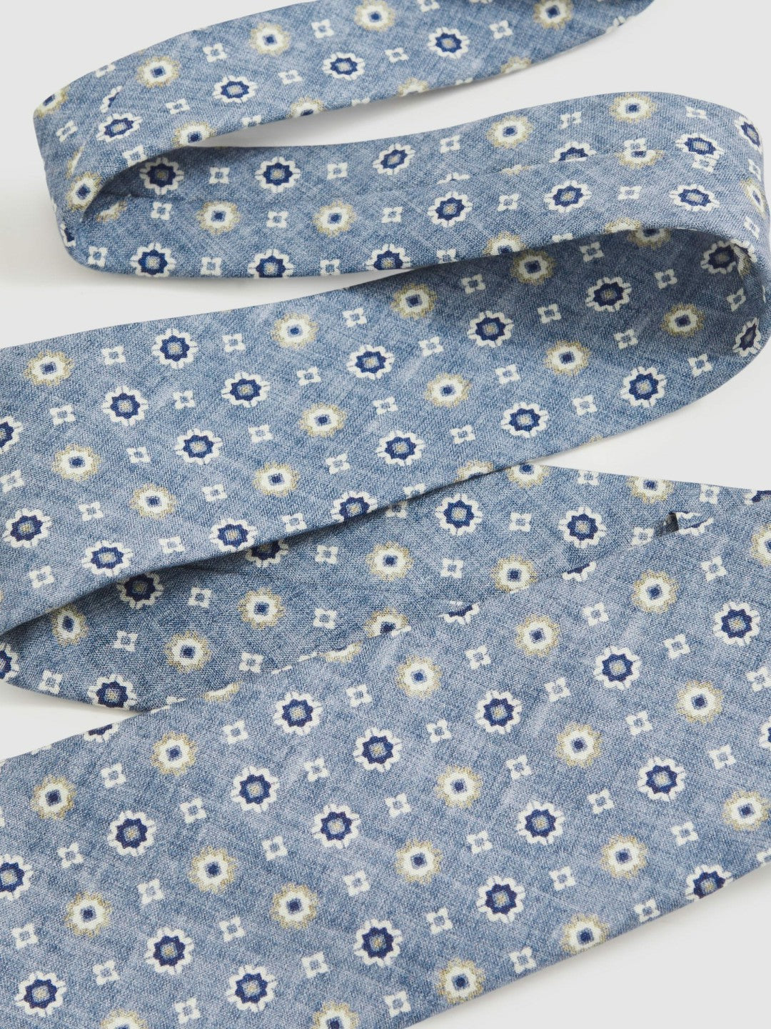 Men Silk Floral-Medallion Tie in Soft Blue