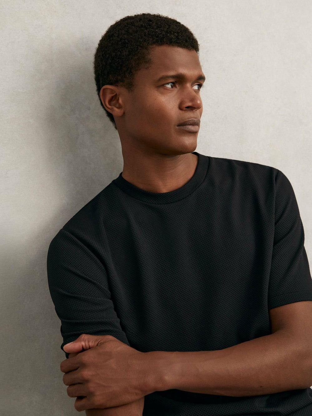 Men Textured Crew-Neck T-Shirt in Black
