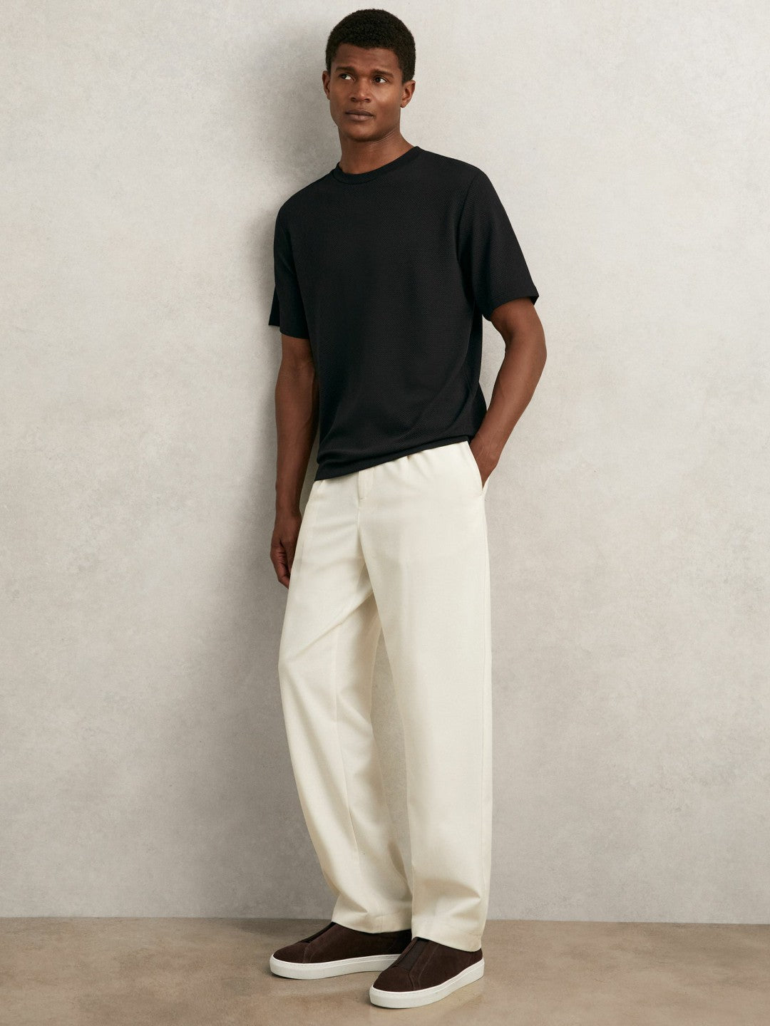 Men Textured Crew-Neck T-Shirt in Black