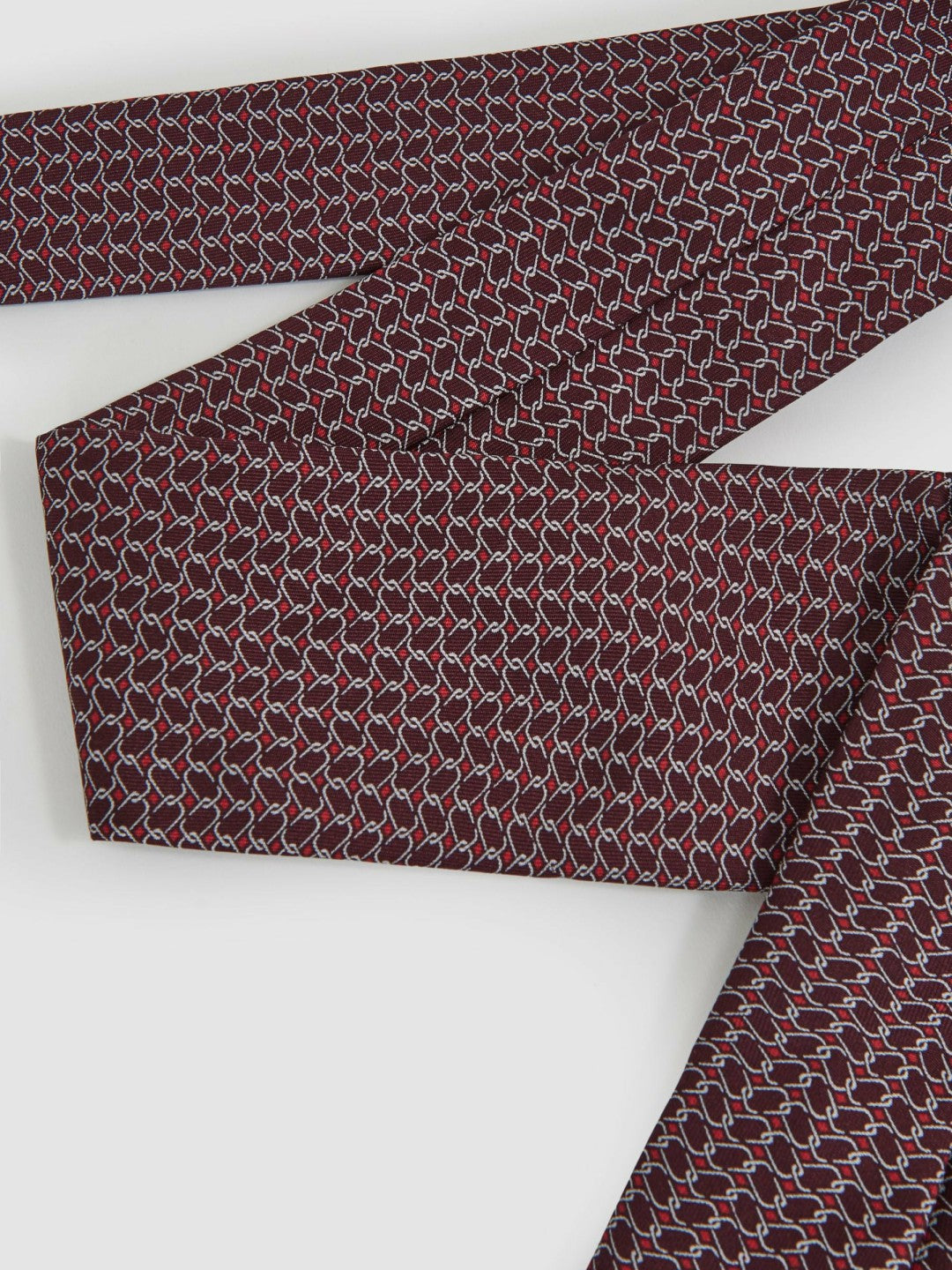 Men Silk Geometric-Chain Print Tie in Bordeaux