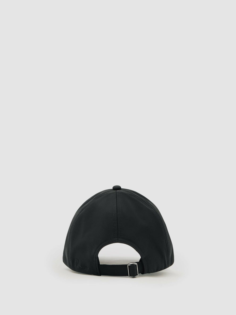 Men Embroidered Logo Tech Baseball Cap in Black
