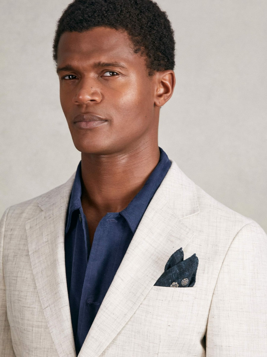 Men Silk Medallion Print Pocket Square in Indigo Melange