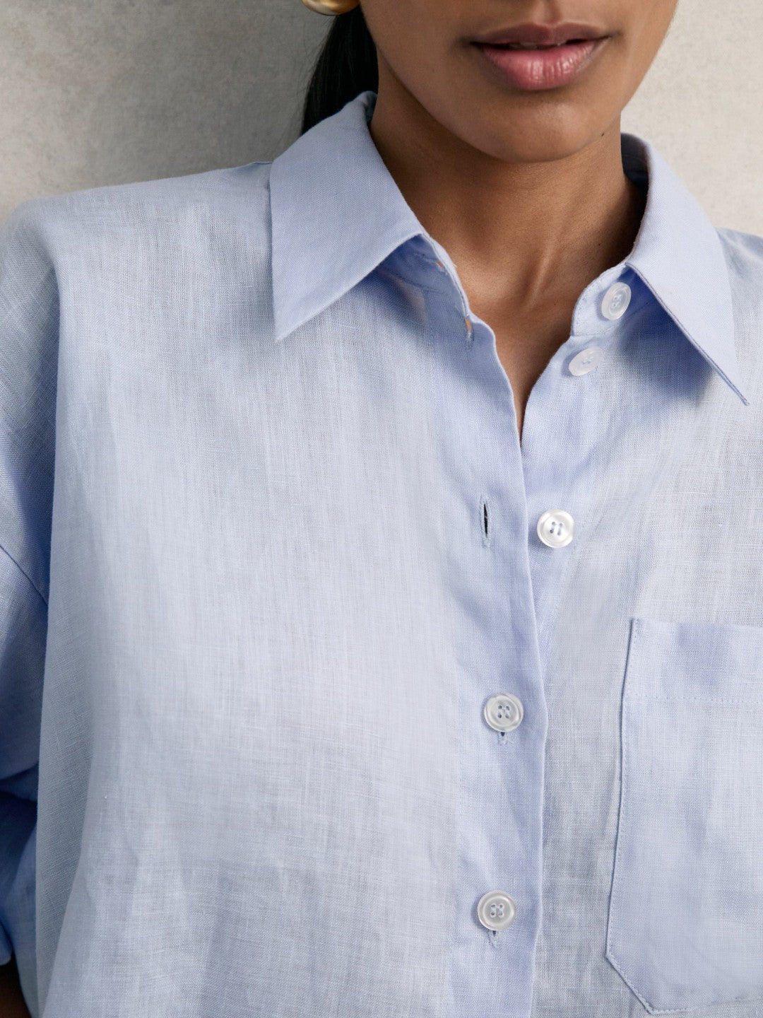 Women Oversize Linen Cropped Shirt in Blue