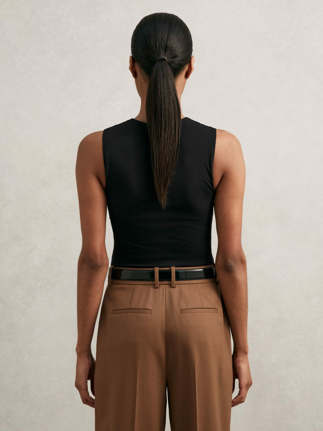 Women V-Neck Sleeveless Bodysuit in Black