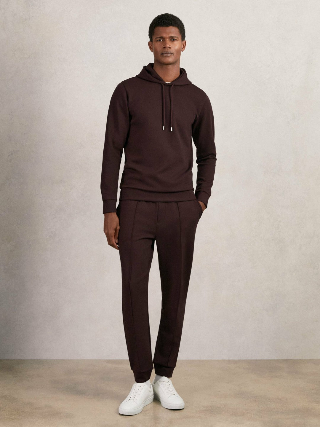 Men Interlock Jersey Drawstring Hoodie in Cherry Red